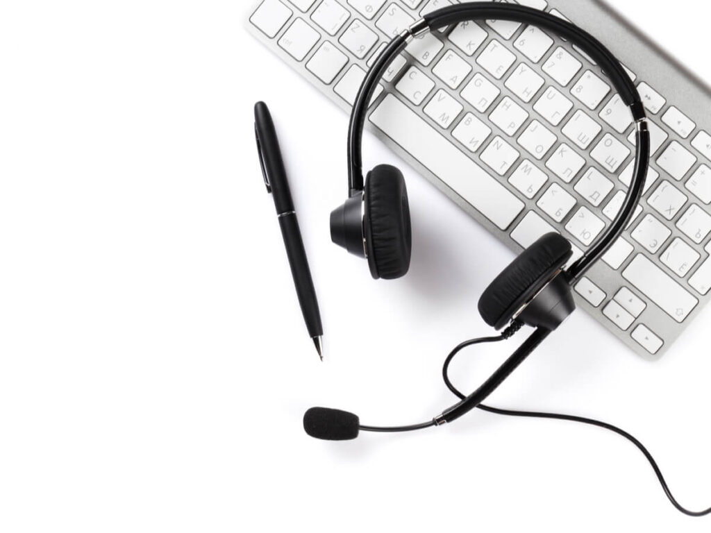 マイク付きヘッドフォン