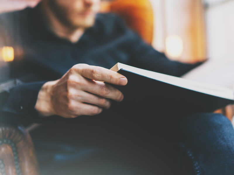 ビジネス英語におすすめの本20選！メール・電話・会議・交渉に役立つ厳選教材