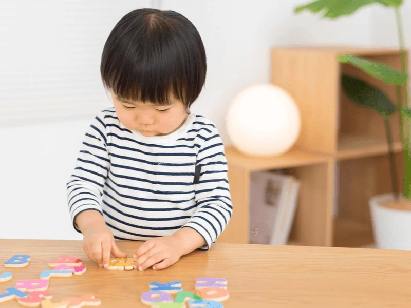 2歳の英会話おすすめ4選！効果やメリット、注意点